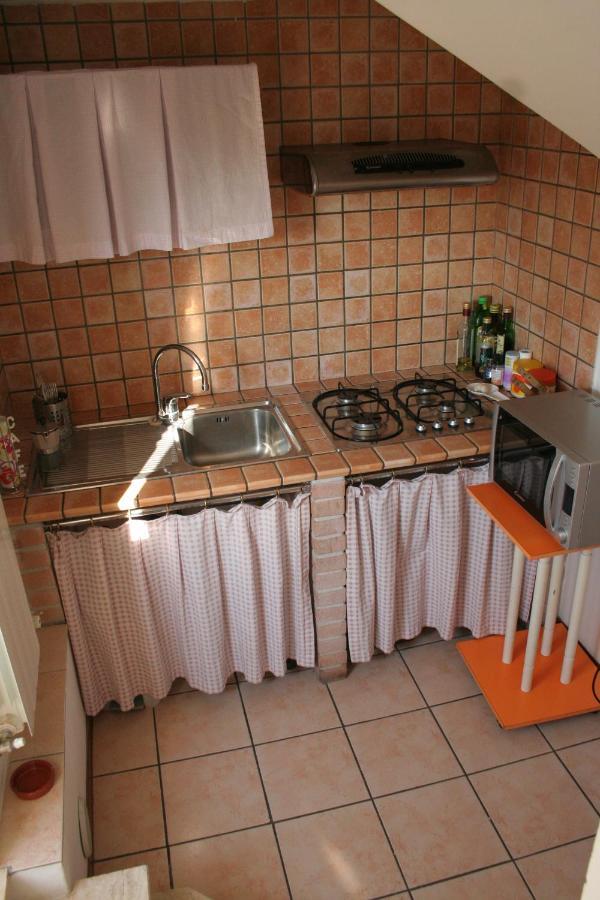 Mini Appartamento "Il Nido Del Picchio" Ascoli Piceno Exterior foto