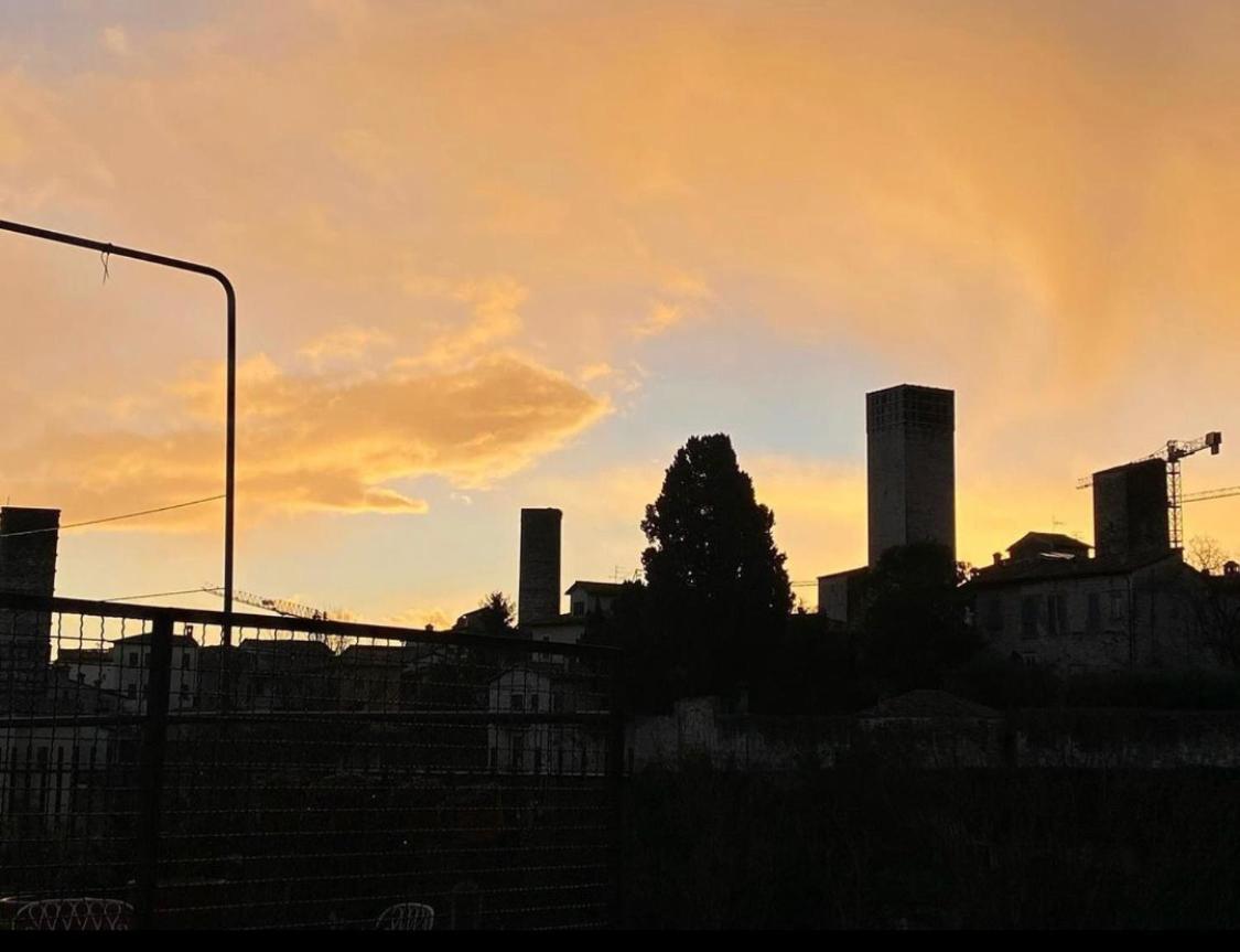 Mini Appartamento "Il Nido Del Picchio" Ascoli Piceno Exterior foto